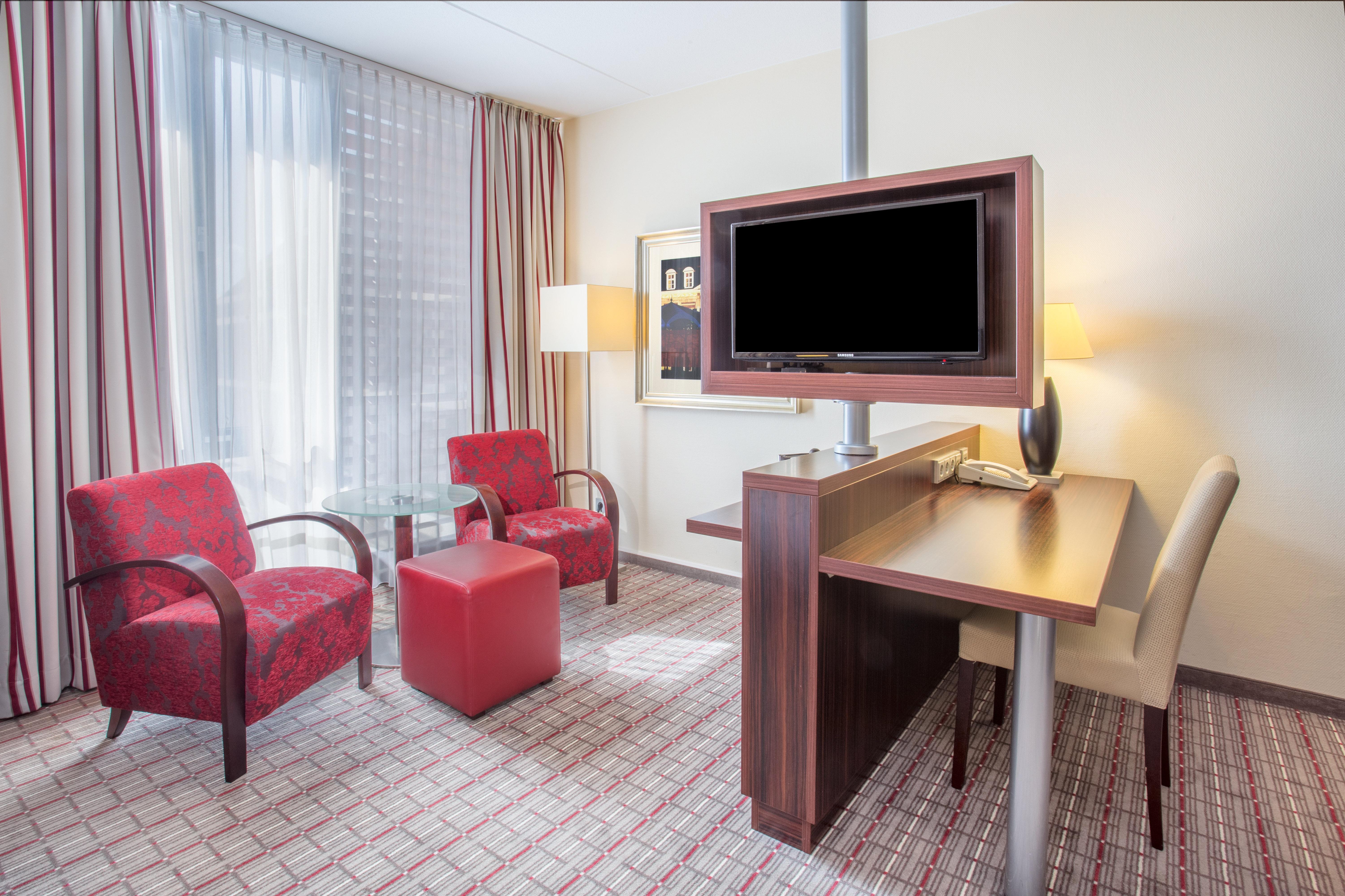 Crowne Plaza Maastricht By Ihg Hotel Eksteriør billede
