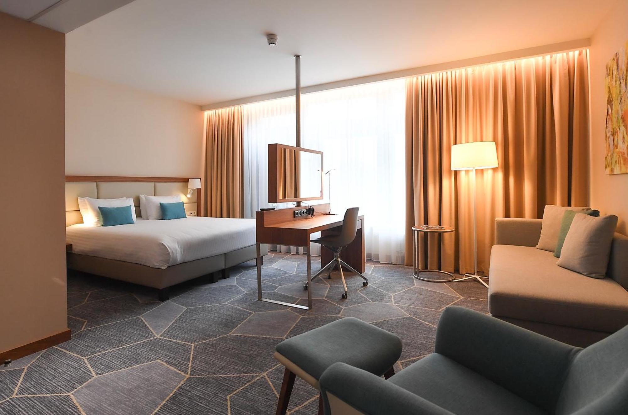 Crowne Plaza Maastricht By Ihg Hotel Eksteriør billede