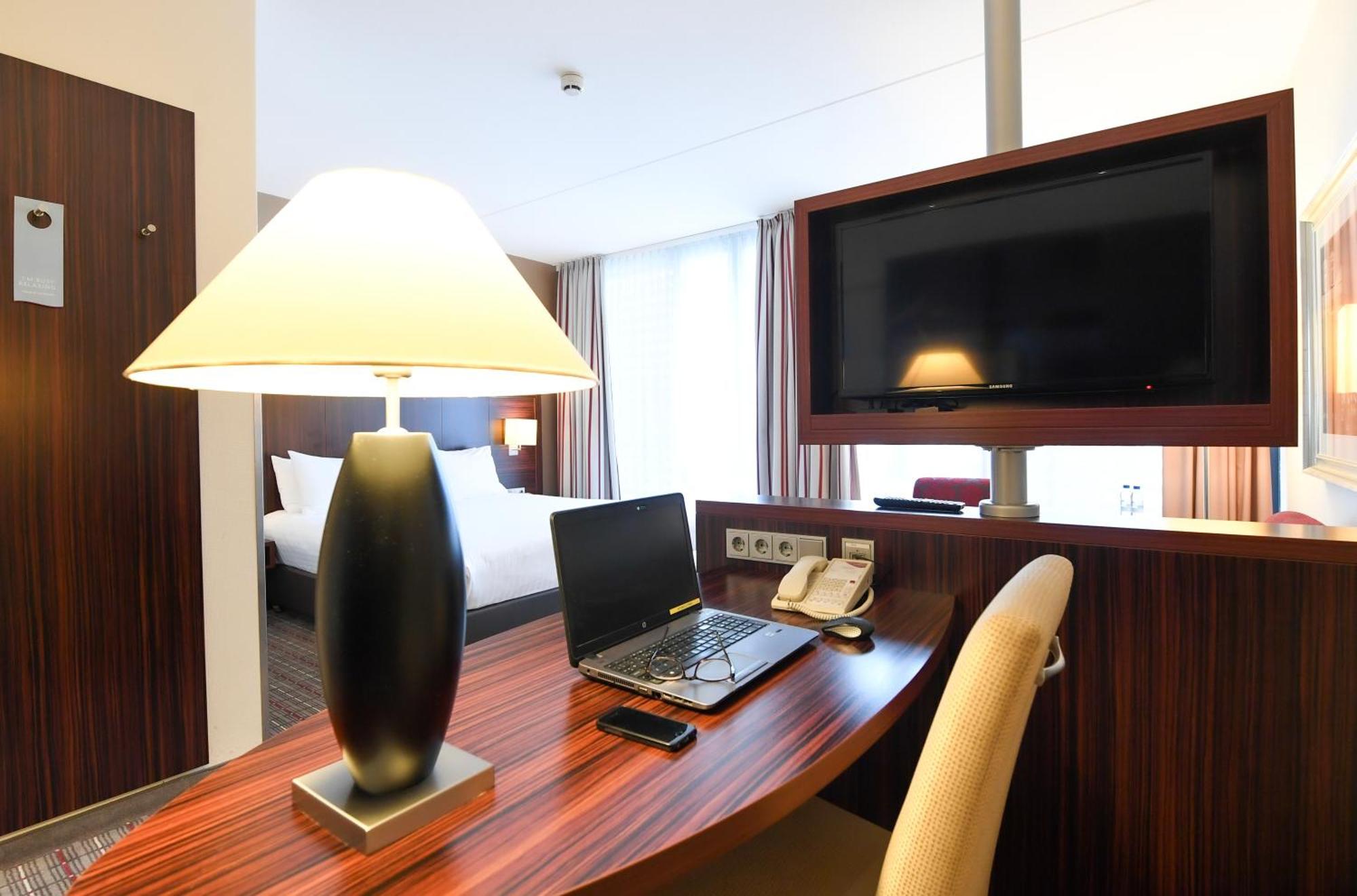 Crowne Plaza Maastricht By Ihg Hotel Eksteriør billede