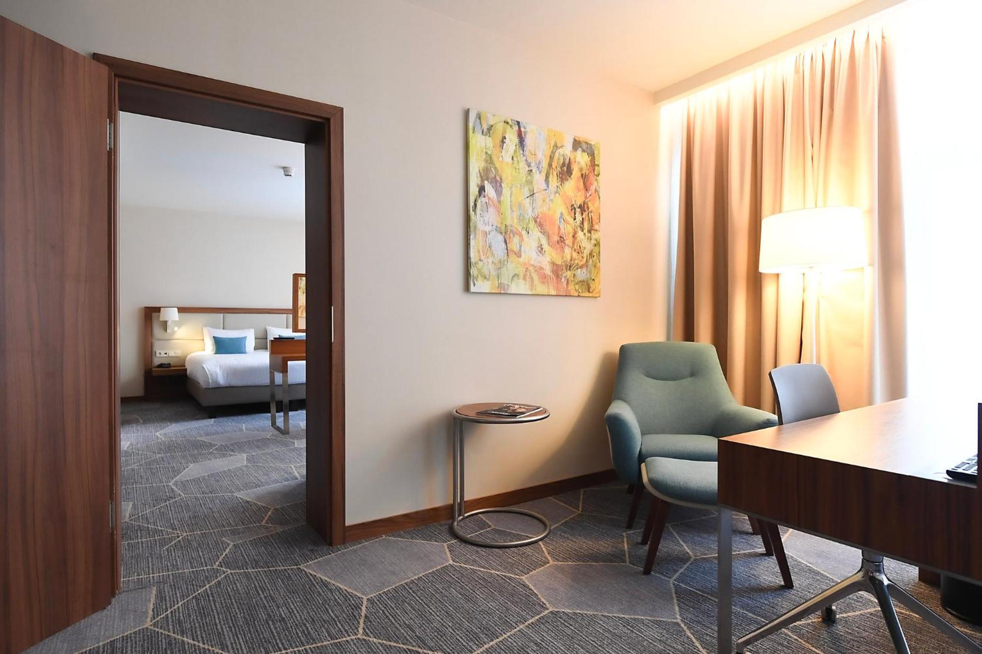 Crowne Plaza Maastricht By Ihg Hotel Eksteriør billede