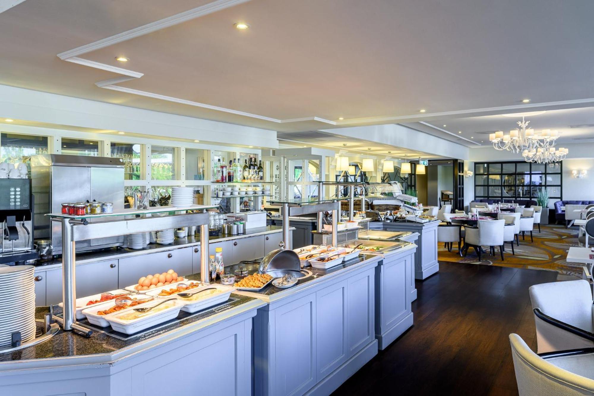 Crowne Plaza Maastricht By Ihg Hotel Eksteriør billede