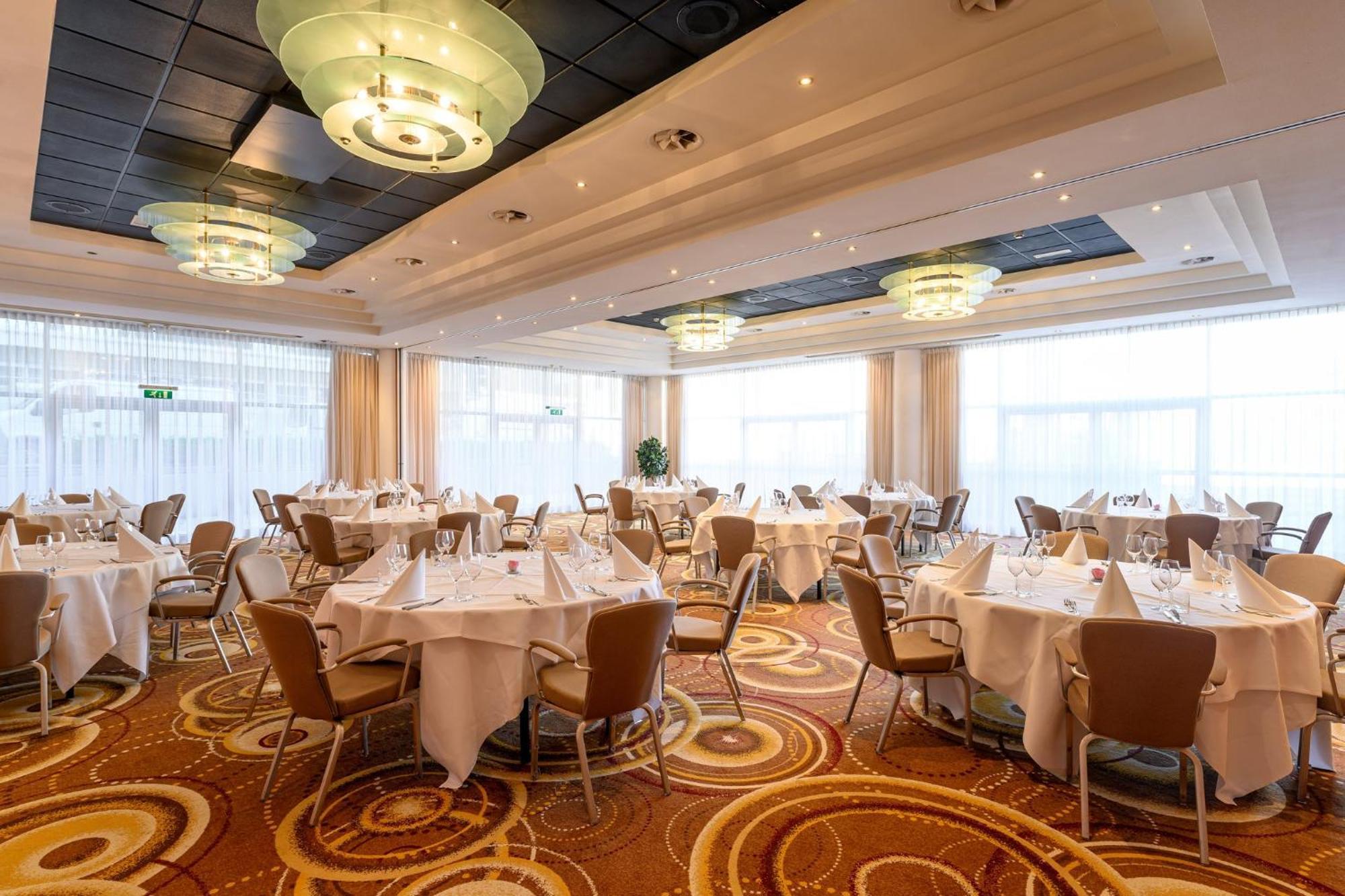 Crowne Plaza Maastricht By Ihg Hotel Eksteriør billede