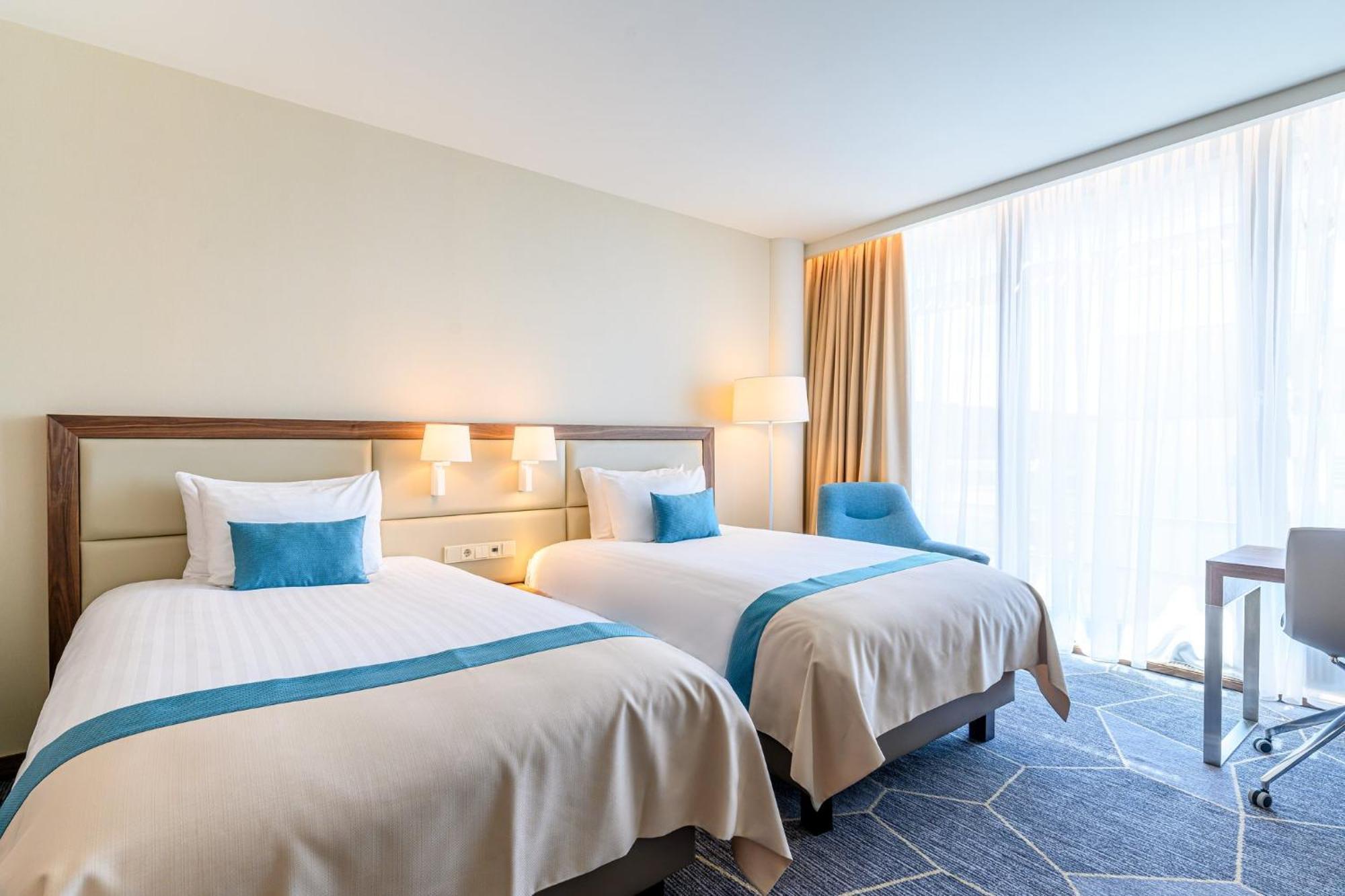Crowne Plaza Maastricht By Ihg Hotel Eksteriør billede