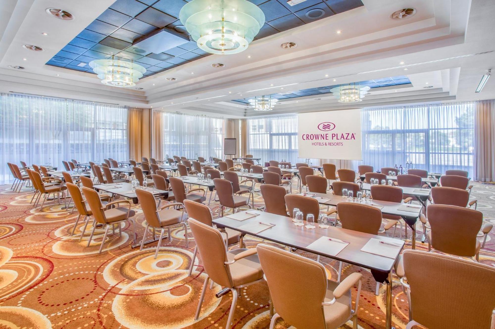 Crowne Plaza Maastricht By Ihg Hotel Eksteriør billede