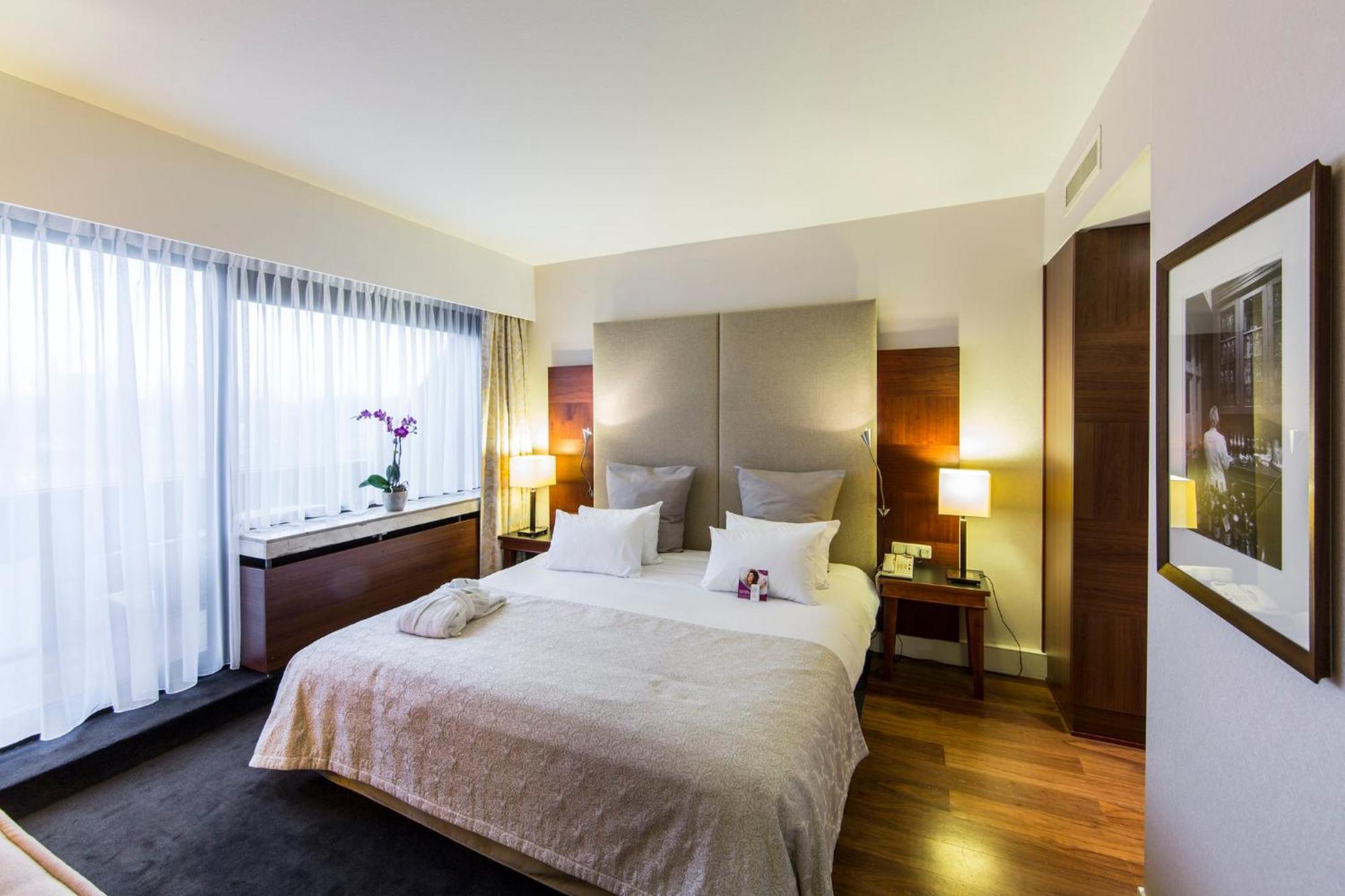 Crowne Plaza Maastricht By Ihg Hotel Eksteriør billede
