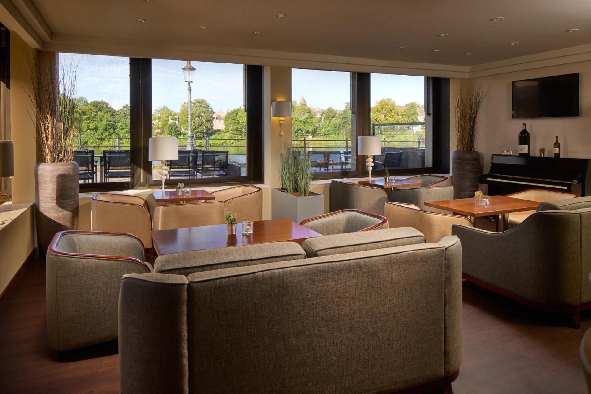 Crowne Plaza Maastricht By Ihg Hotel Eksteriør billede